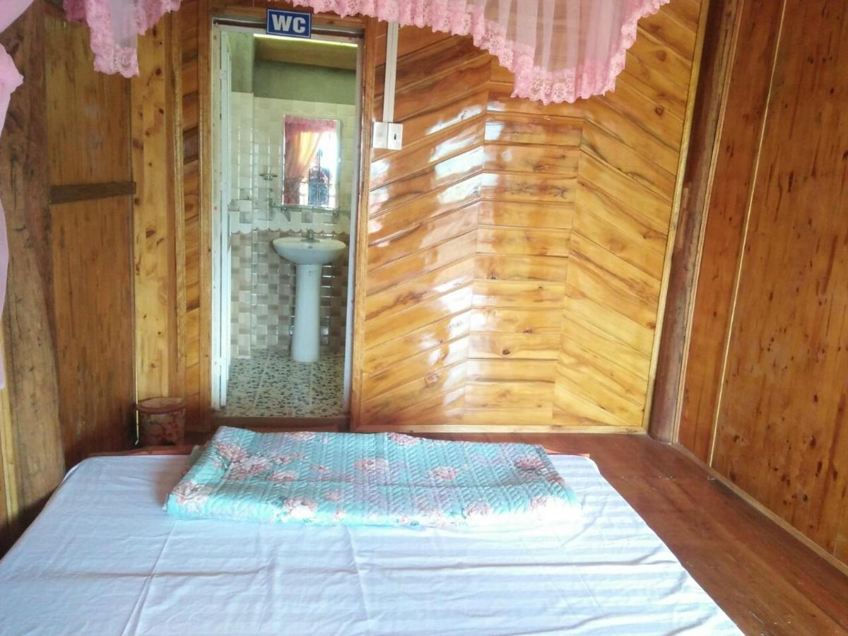 Tran Xuan Homestay Ba Be エクステリア 写真
