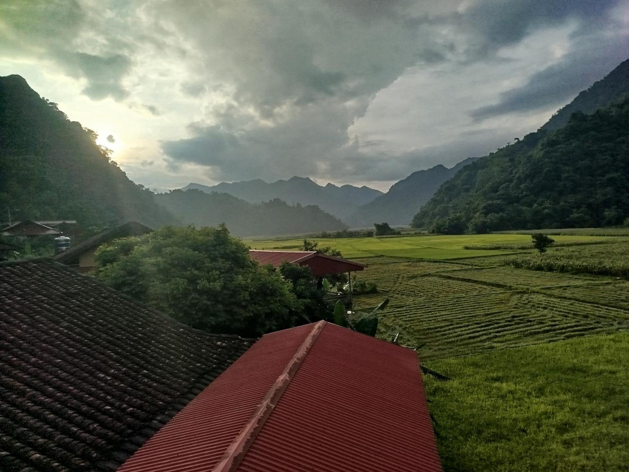 Tran Xuan Homestay Ba Be エクステリア 写真