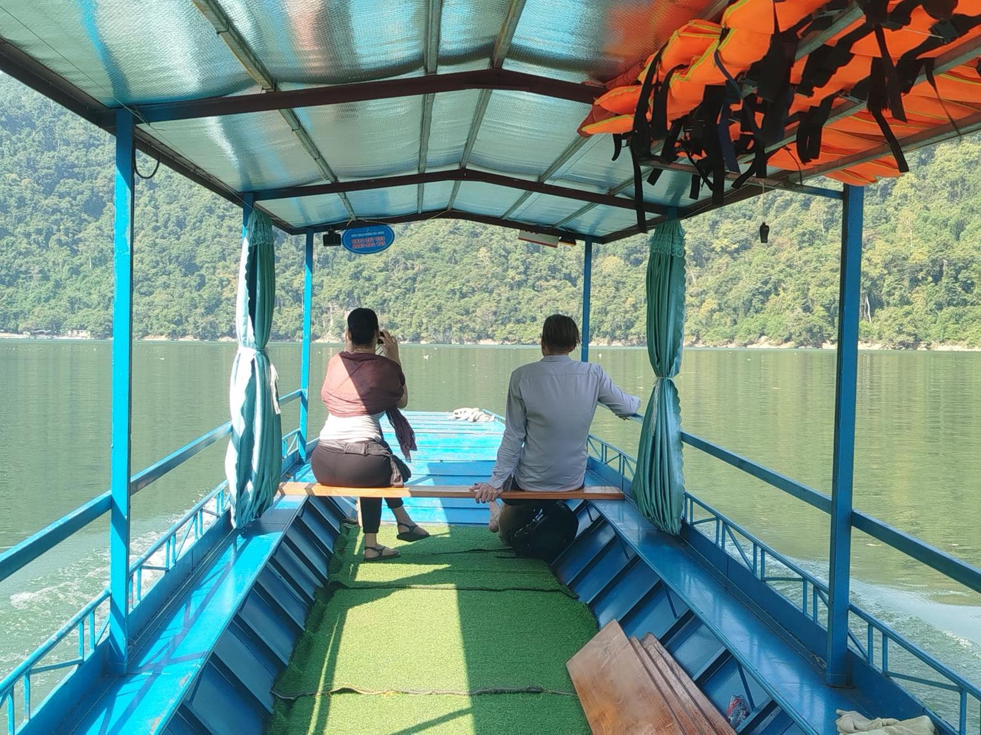 Tran Xuan Homestay Ba Be エクステリア 写真