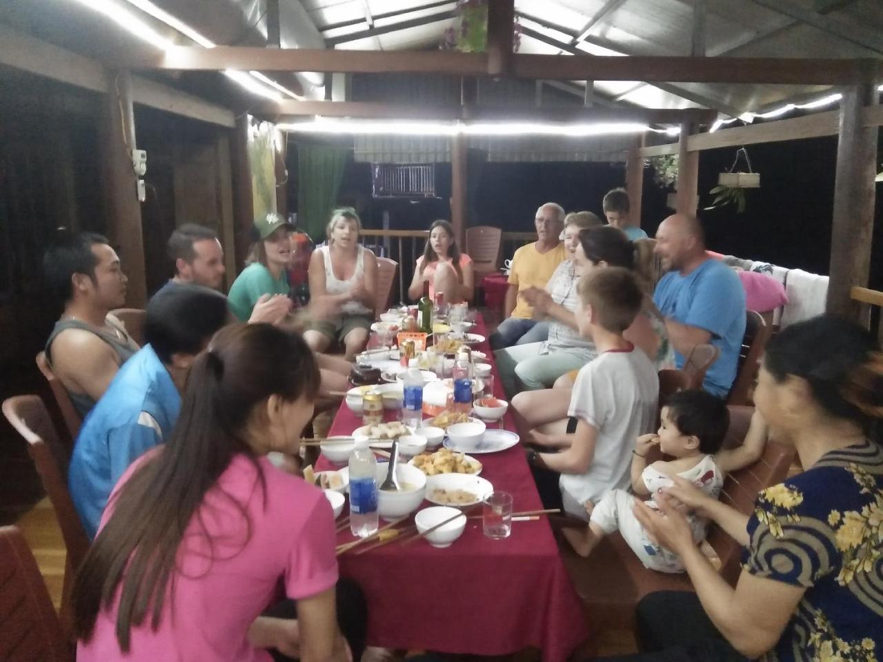 Tran Xuan Homestay Ba Be エクステリア 写真